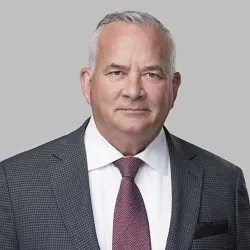 Tim Bruckner Headshot